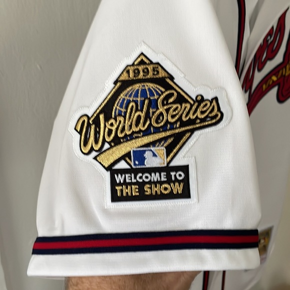 Atlanta Braves Jersey - Picture 4 of 8
